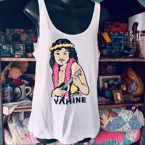 NWOT RVCA ARTIST KEVIN ANCELL VAHINE HAWAIIAN TANK REVOLVE CLOTHING